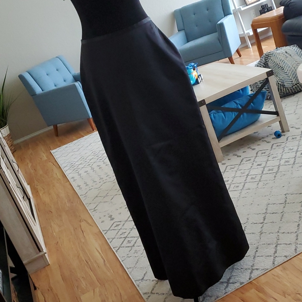 Catherine Regehr 100% Silk Black Long Skirt